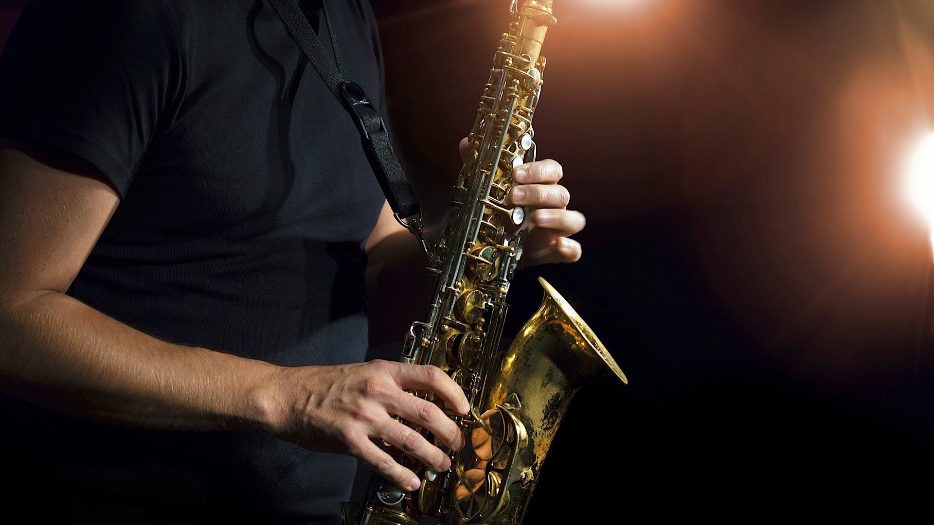 playing saxophone wallpaper